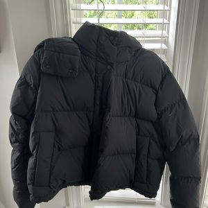 LULU LEMON WUNDER UNDER PUFFER GREAT CONDITION- cropped version